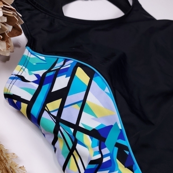 NEW Catalina Black Multicolored 1 Pc Swimsuit Size  12 / 14 - Picture 2 of 13